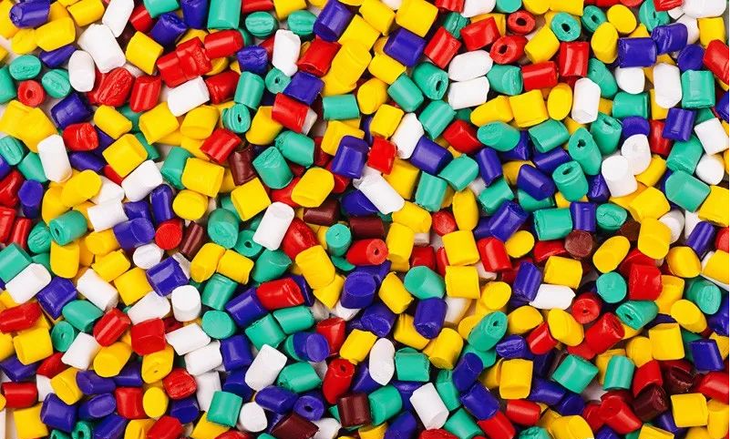 色母粒價格|色母粒在塑料制品行業(yè)的地位和作用 色母粒價格|色母粒在塑料制品行業(yè)的地位和作用